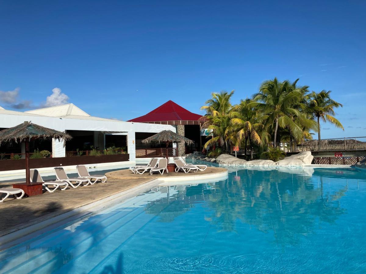 Ticarbets T3 - Residence Manganao - En Bord De Plage Saint-Francois  Eksteriør billede